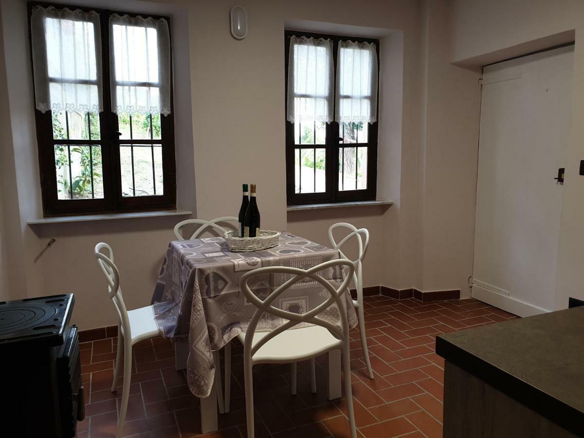 I Grappoli Villa Canelli Luaran gambar