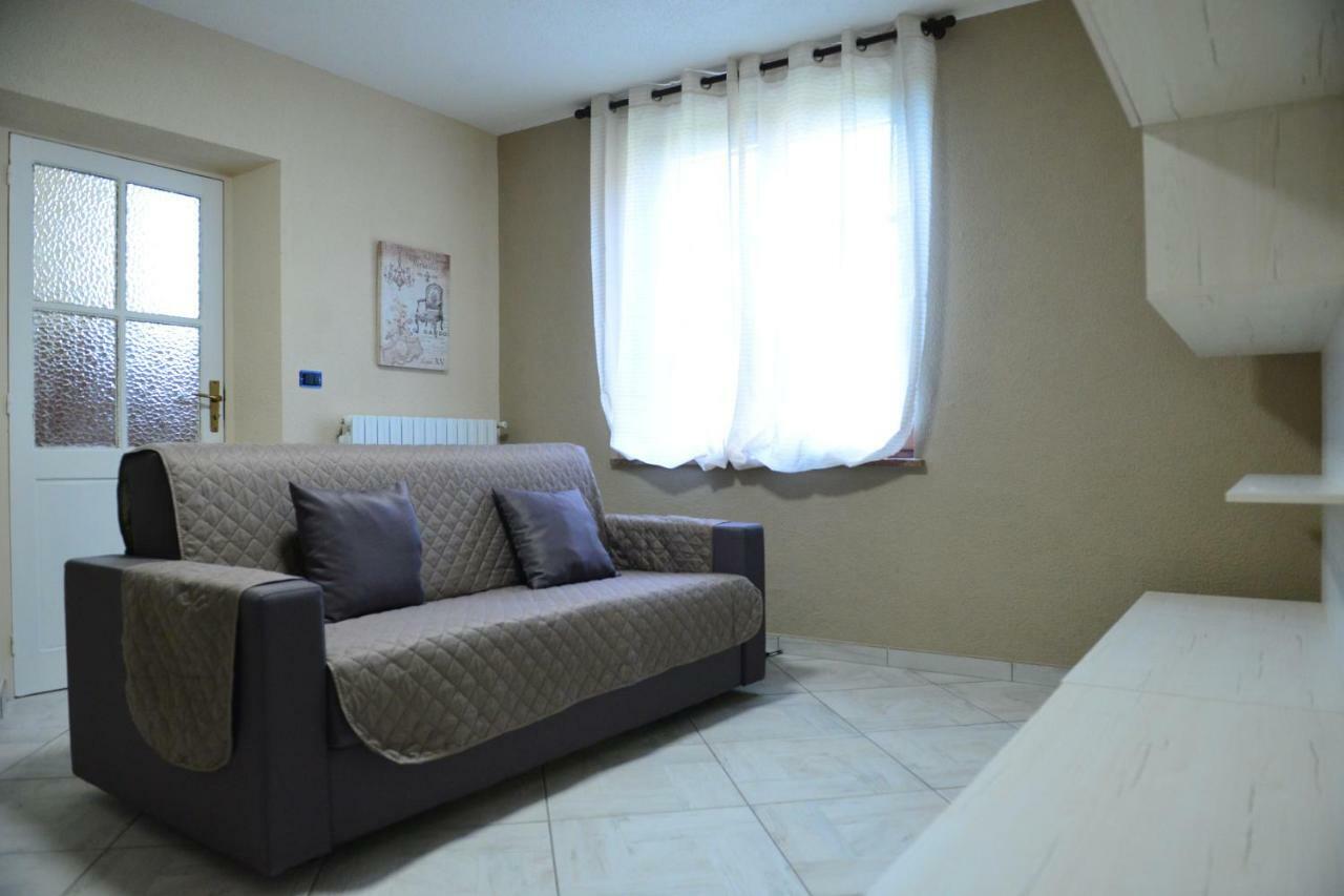 I Grappoli Villa Canelli Luaran gambar